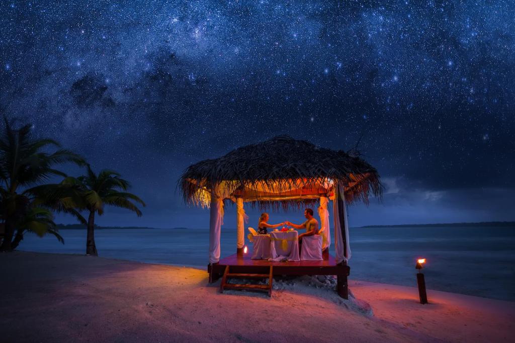 Aitutaki Lagoon Private Island Resort - Private Dinner under the Stars