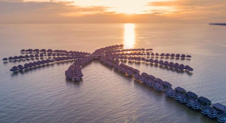 Avani Sepang Goldcoast Resort Sunset