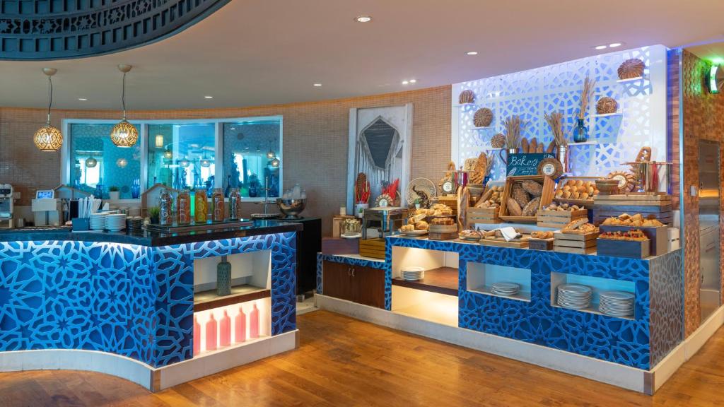 Banana Island Resort Doha by Anantara - Restaurant Buffet