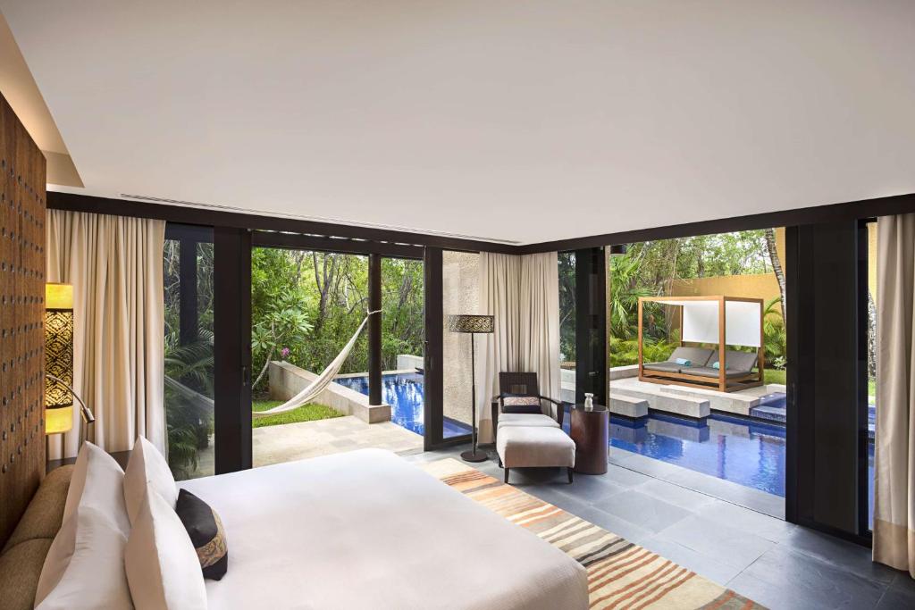 Banyan Tree Mayakoba - Beach Bungalows View from Bed