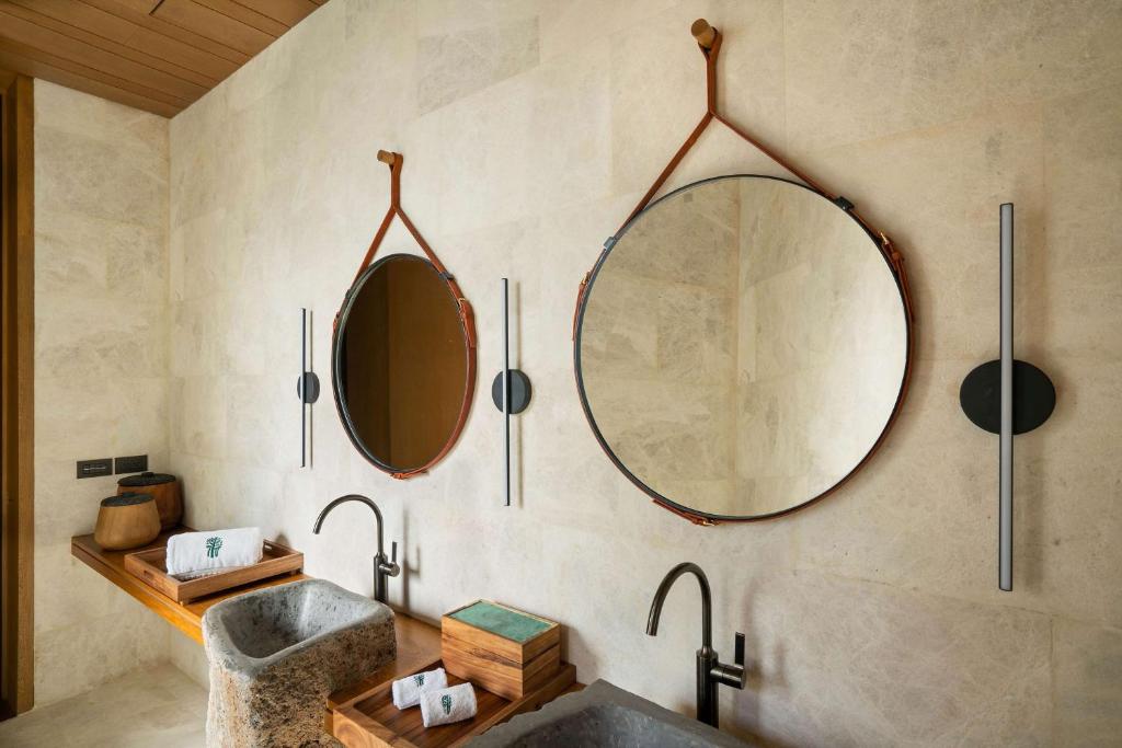 Banyan Tree Mayakoba - Water Bungalows Bathroom