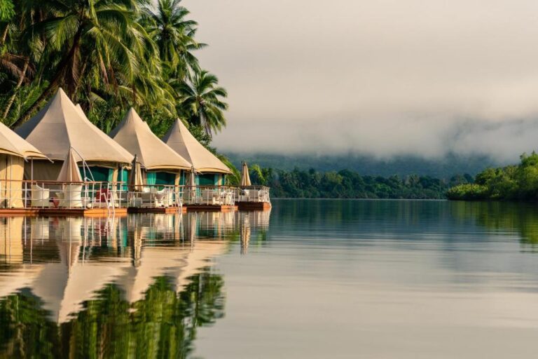 Canvas & Orchids Retreat - Water Bungalows