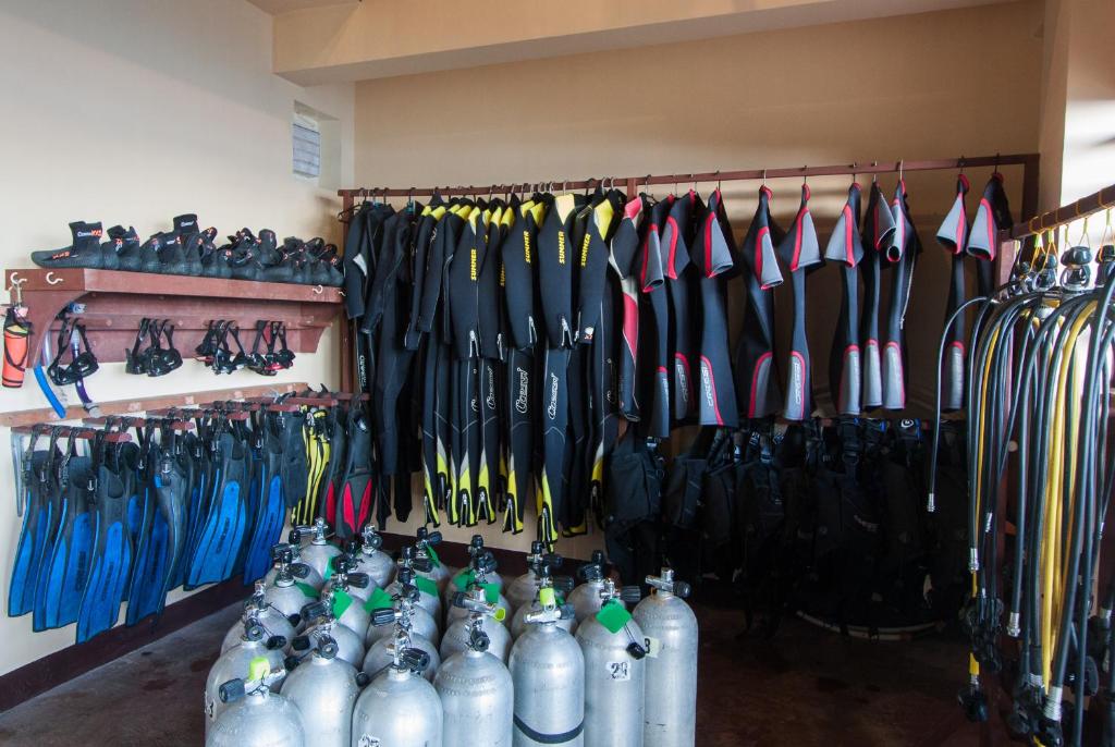 Cauayan Island Resort and Spa Diving