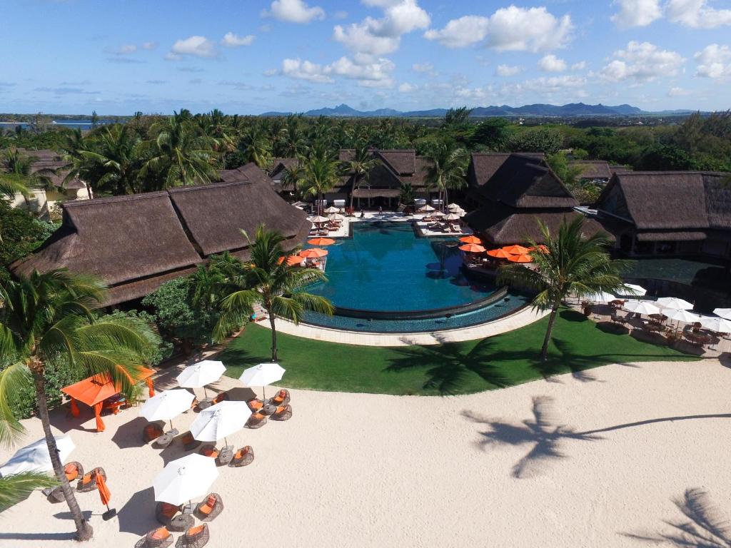 Constance Prince Maurice - Pool View from the beach