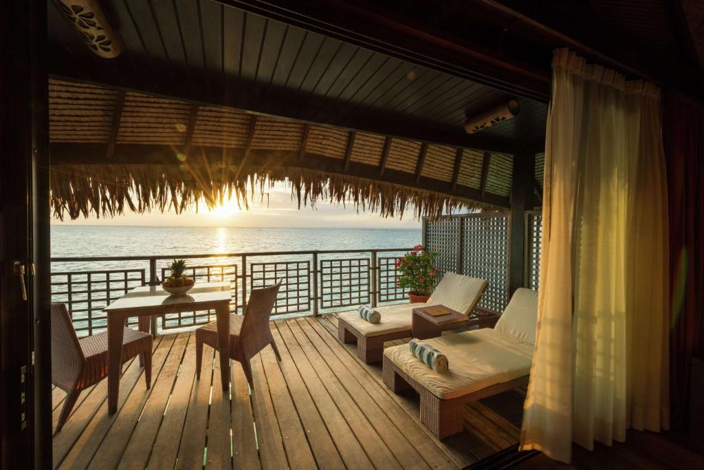Hilton Moorea Lagoon Resort & Spa - Sunset