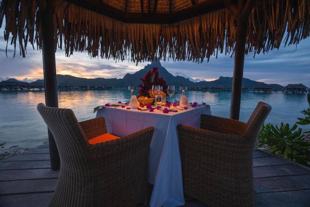 InterContinental Bora Bora & Thalasso Spa by IHG - Private Dining