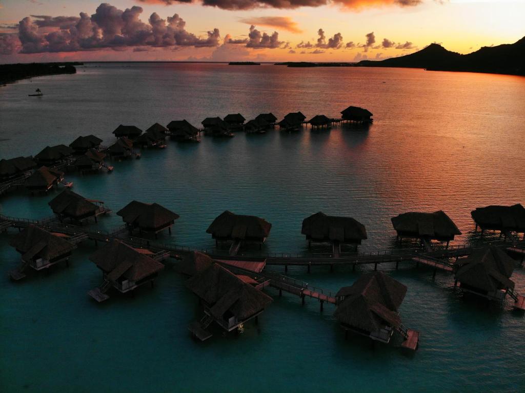 InterContinental Bora Bora & Thalasso Spa by IHG - Water Bungalows in Evening Colors