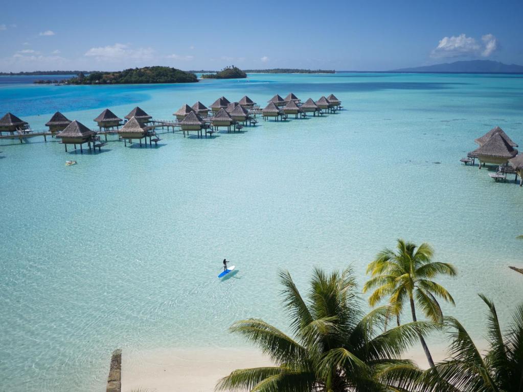 Intercontinental Bora Bora Le Moana Resort - Over Water Bungalows