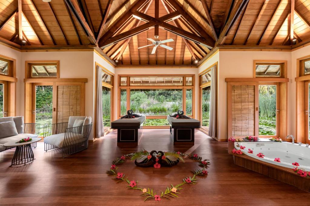 Le Bora Bora by Pearl Resorts - Spa Facilities