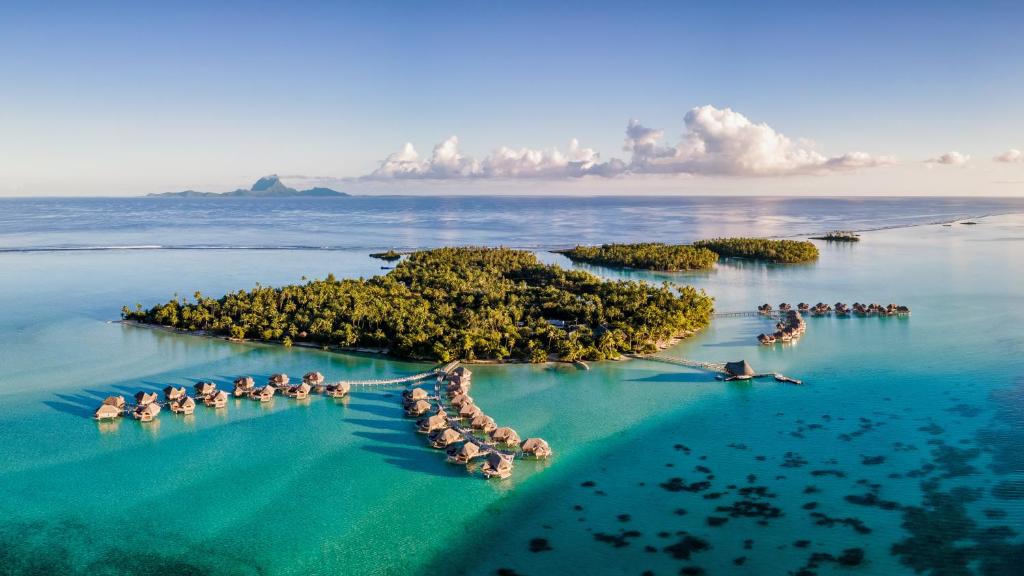 Le Taha'a by Pearl Resorts - Water Bungalows Areal