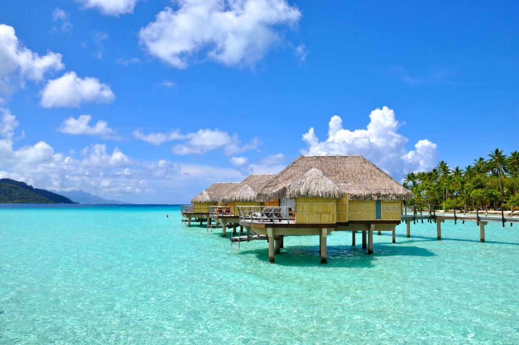 Le Taha'a by Pearl Resorts - Water Bungalows Privacy