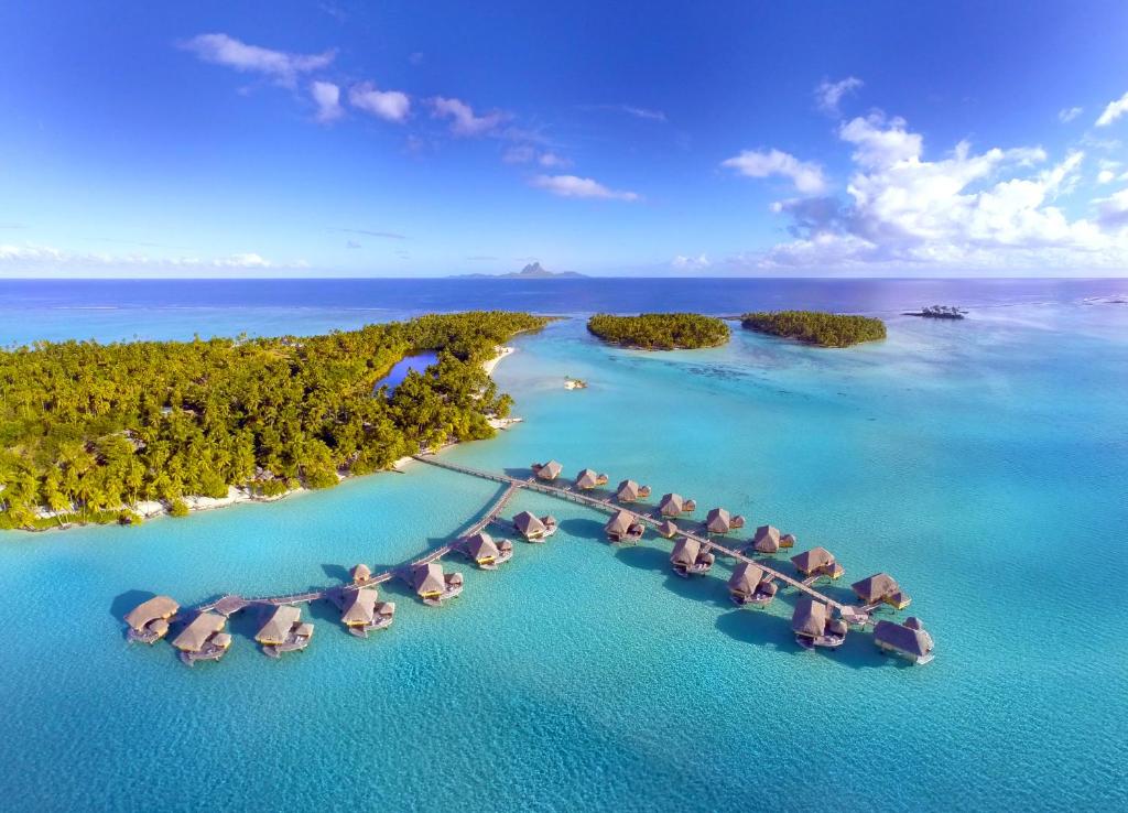 Le Taha'a by Pearl Resorts - Water Bungalows from Above