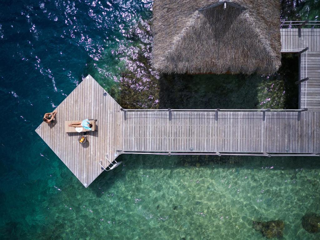 Manava Beach Resort & Spa Moorea - Sun tan