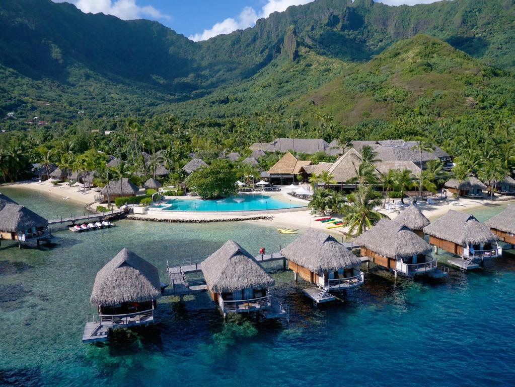 Manava Beach Resort & Spa Moorea - Water Bungalow