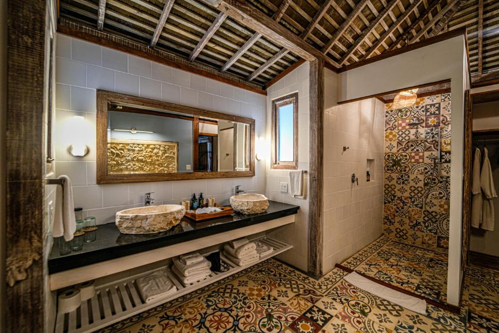 Nayara Bocas del Toro - Bathroom