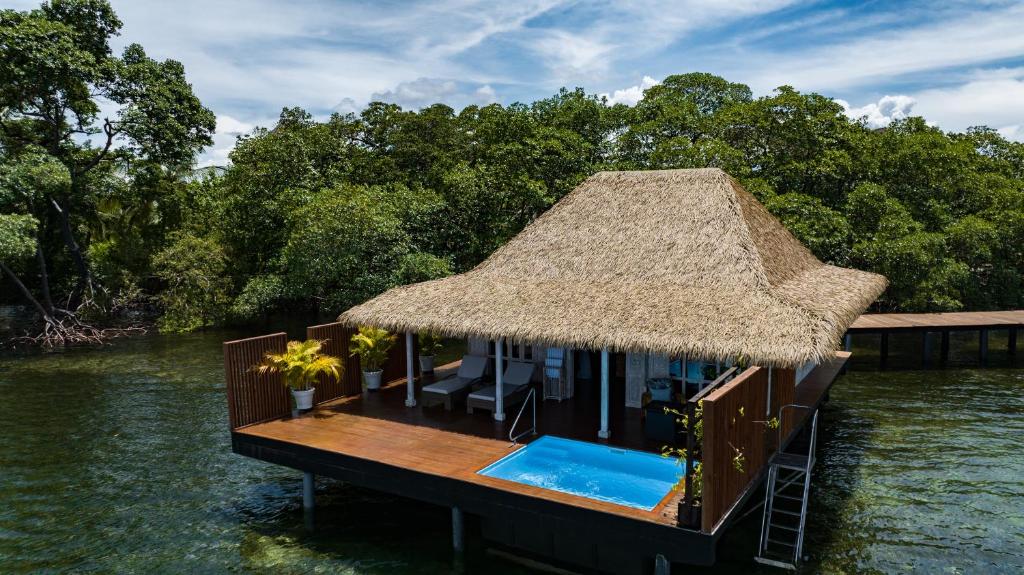 Nayara Bocas del Toro - Water Bungalow with Pool
