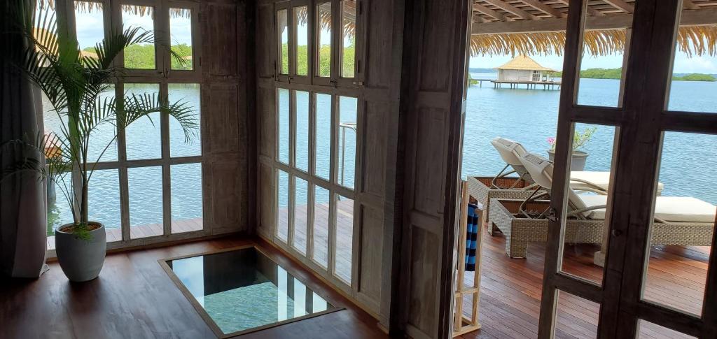 Nayara Bocas del Toro - Water Bungalows with Glass Floor