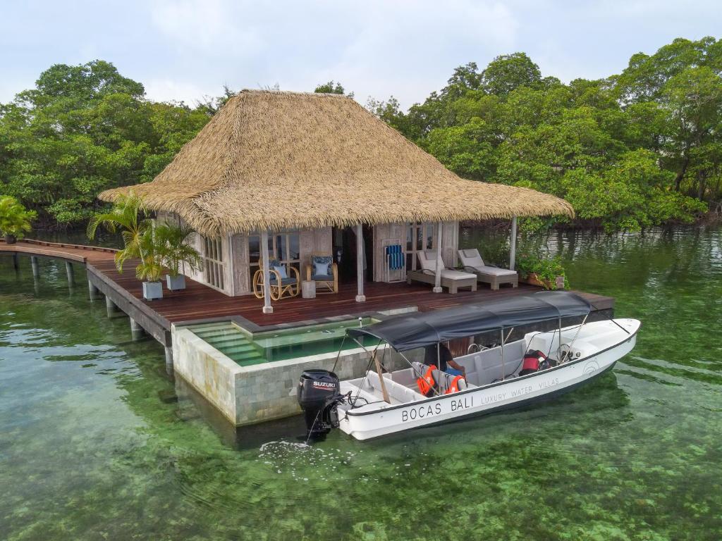 Nayara Bocas del Toro - Water Bungalows with Speed Boat