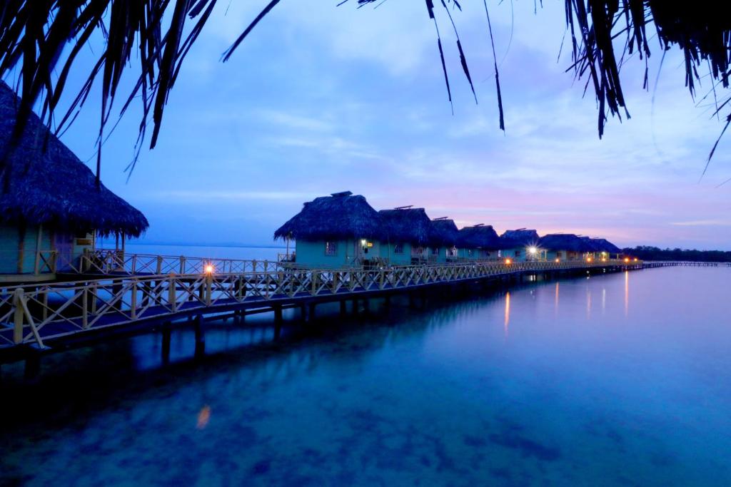 Punta Caracol Acqua Lodge Water Bungalow Jetty