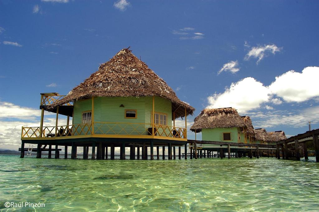 Punta Caracol Acqua Lodge Water Bungalows 1