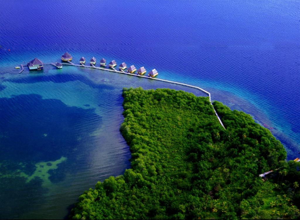 Punta Caracol Acqua Lodge - Water Bungalows from Above