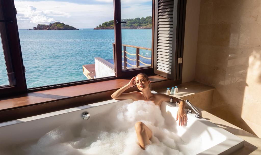 Royalton Antigua, An Autograph Collection All-Inclusive Resort - Girl in Tub