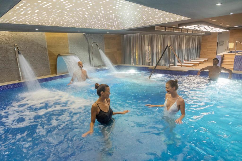 Royalton Antigua, An Autograph Collection All-Inclusive Resort - Pool Fun