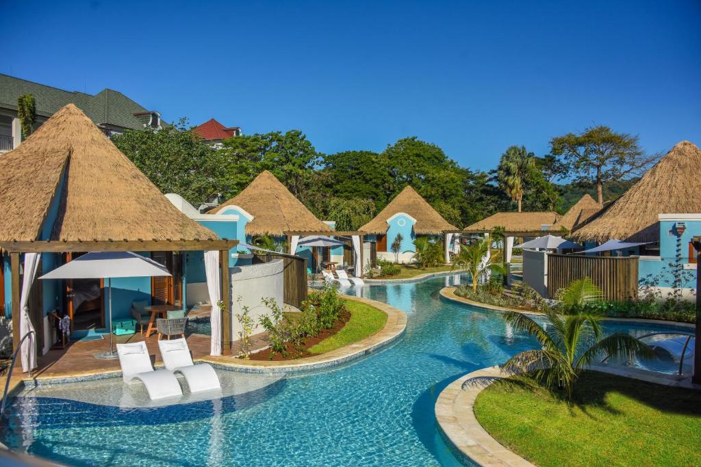 Sandals South Coast All Inclusive - Pool Area