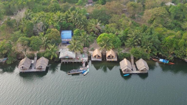 The Floating House
