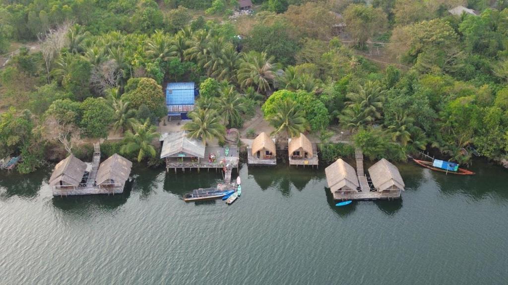 The Floating House