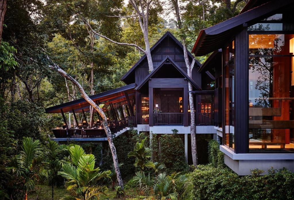 The Ritz-Carlton, Langkawi - Restaurant Exterior
