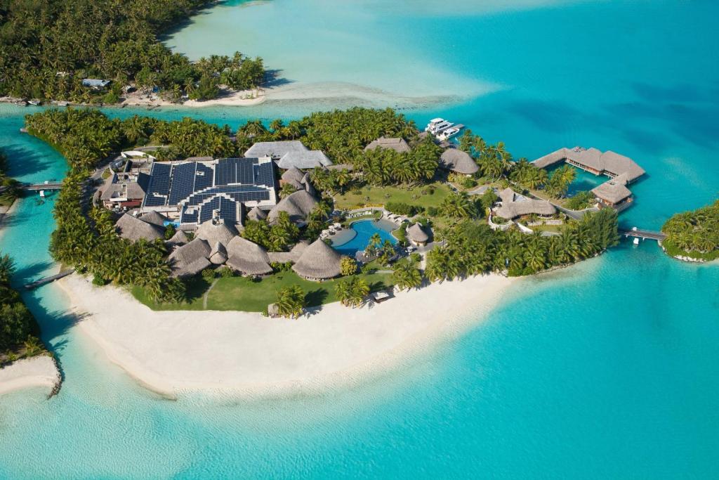 The St. Regis Bora Bora Resort, Bora Bora