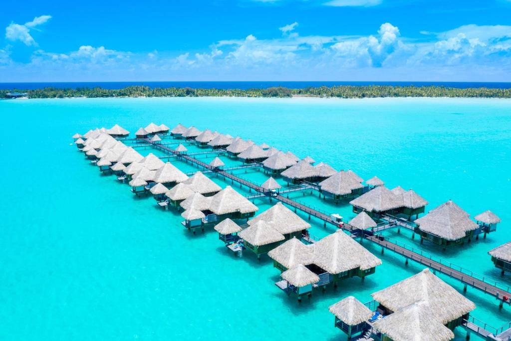 The St. Regis Bora Bora Resort, Bora Bora