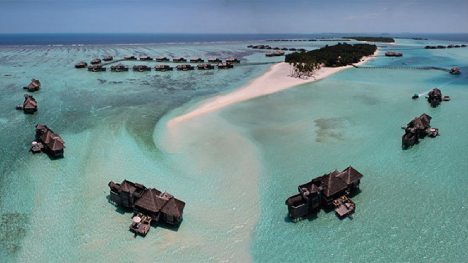 Water Bungalows in Gili Lankanfushi