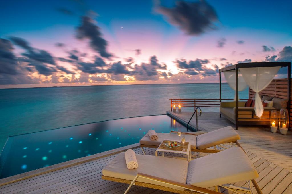 baros maldives hotel