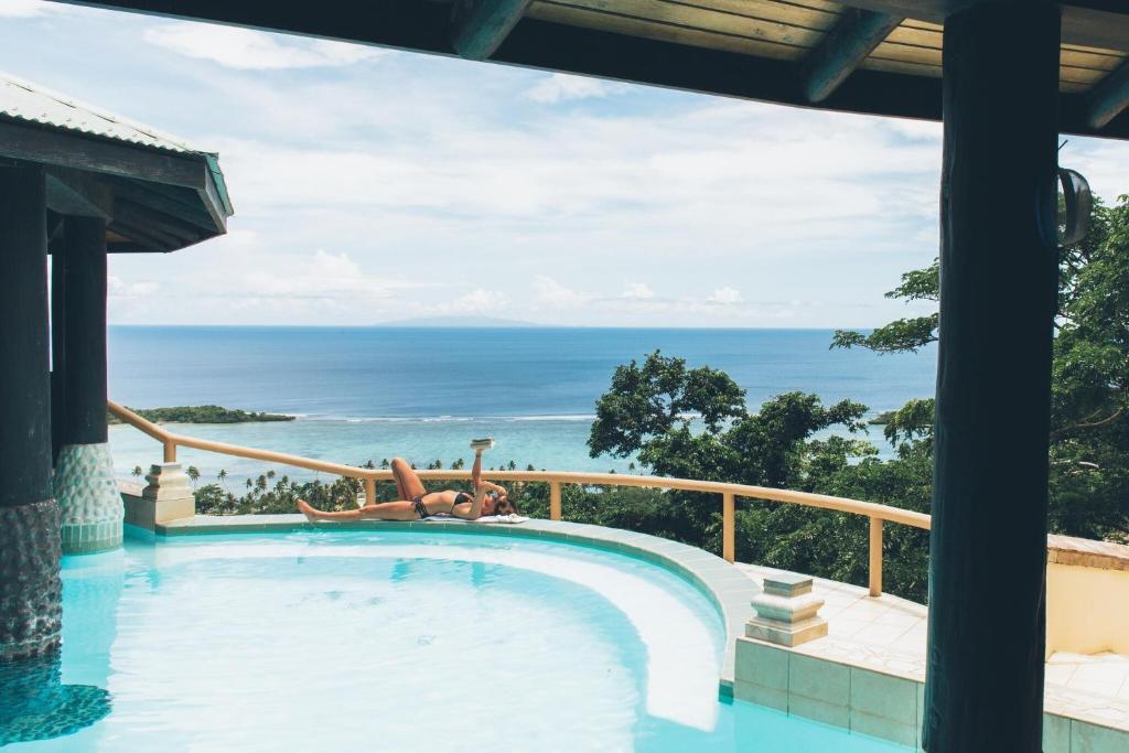koro sun resort Pool 1