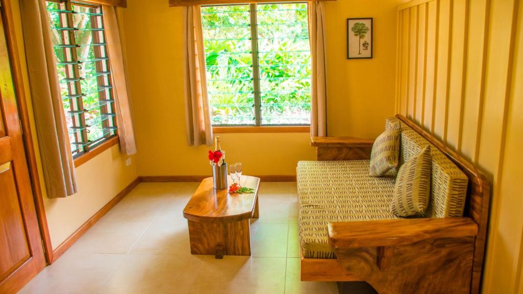 koro sun resort day bed