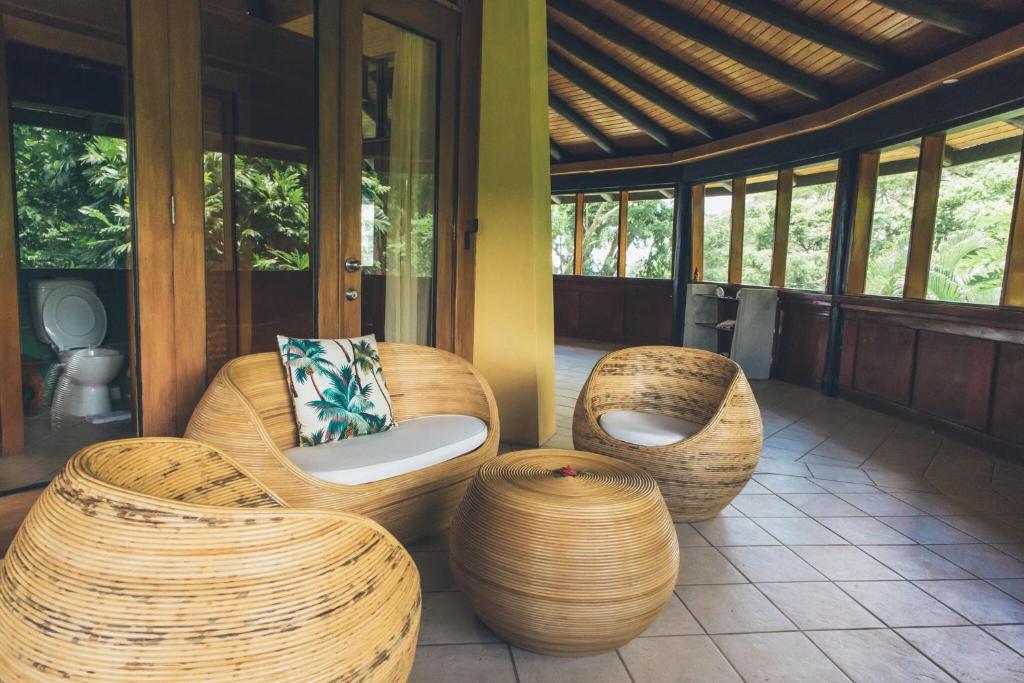 koro sun resort room sitting