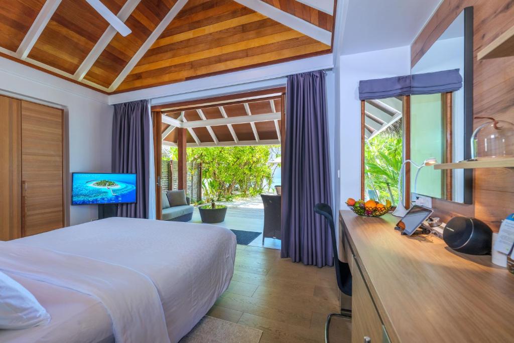 Kandolhu Maldives - Beach Bungalows View from Inside