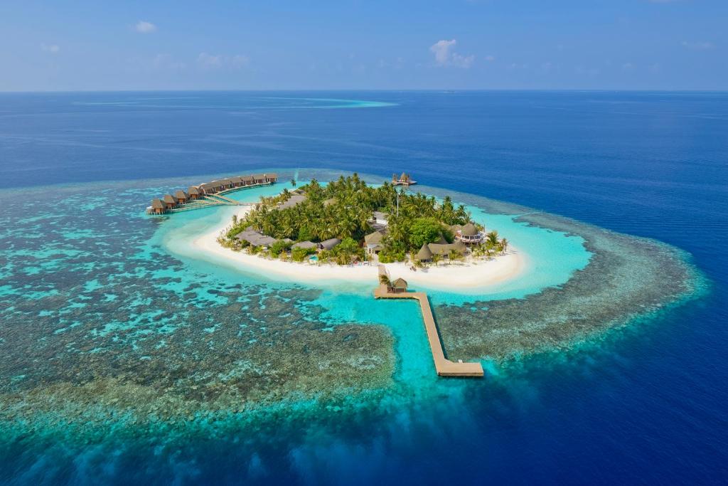 Kandolhu Maldives - Jetty Areal View