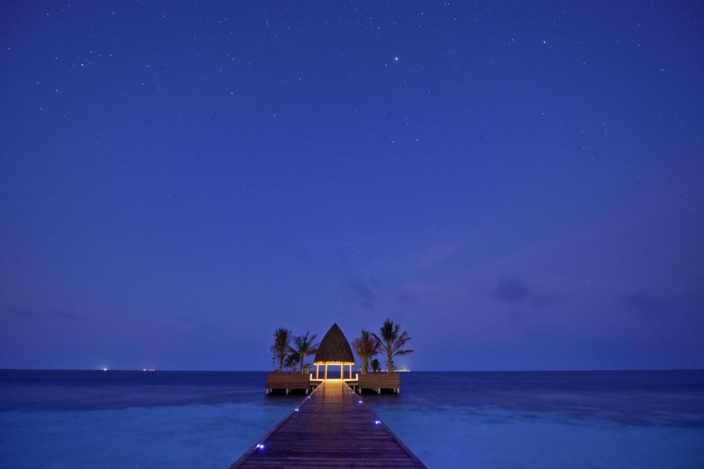 Kandolhu Maldives - Jetty at Night