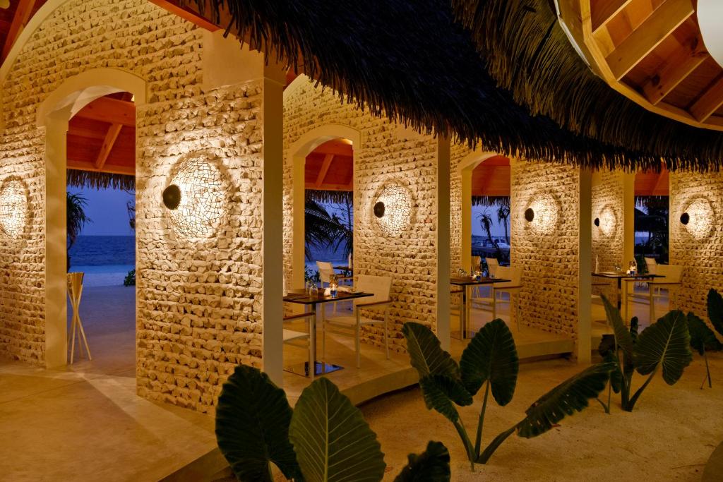 Kandolhu Maldives - Restaurant Privacy