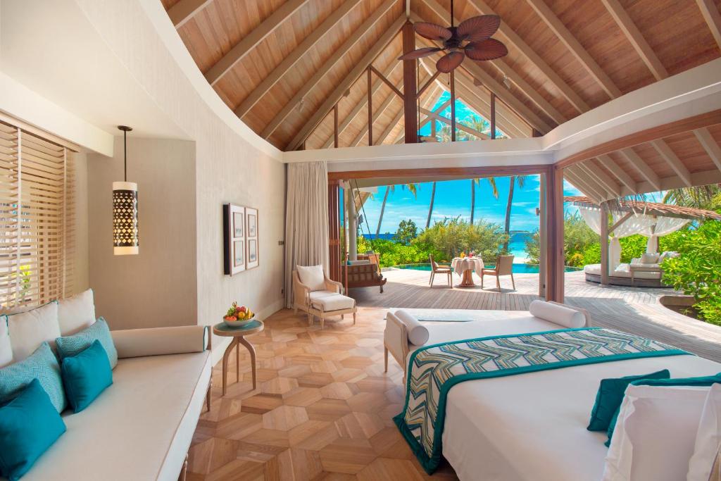 Milaidhoo Maldives - Beach Bungalows Interior