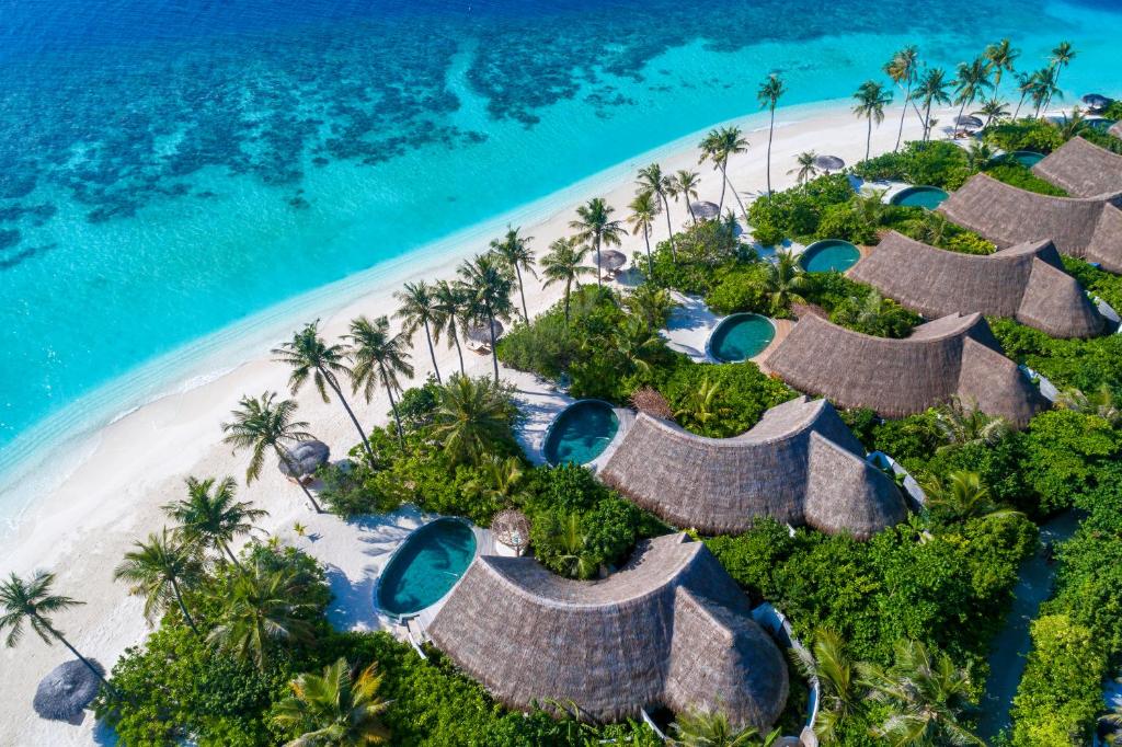 Milaidhoo Maldives - Beach Bungalows from Above