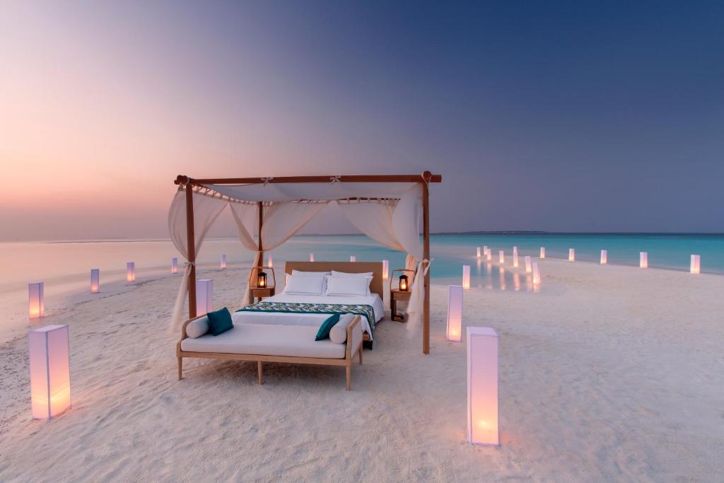 Milaidhoo Maldives - Romantic Setting for couples on the private beach