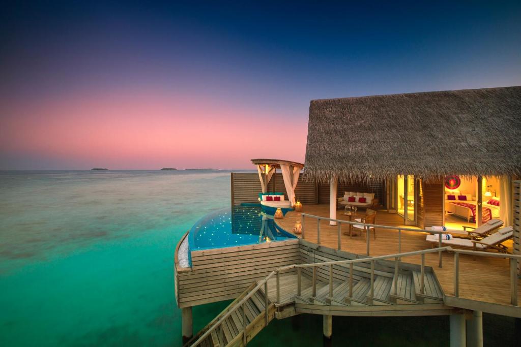 Milaidhoo Maldives - Water Bungalows in Colors of Evening