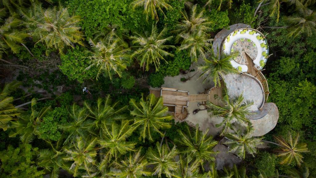 Soneva Fushi - Restaurant in Jungle Areal View