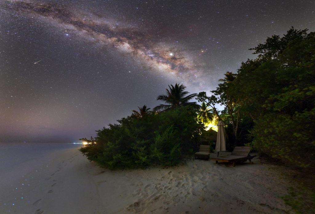 Soneva Fushi - Watch Starts