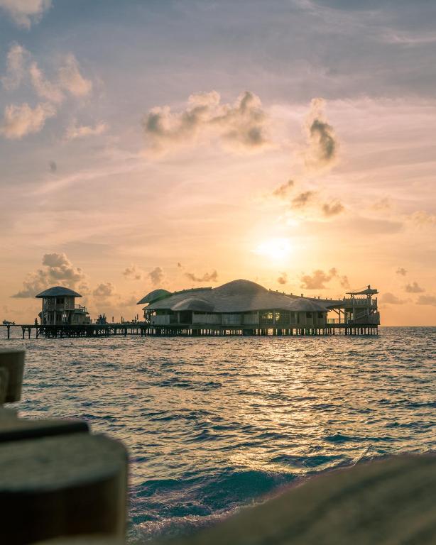 Soneva Fushi - Water Bungalows and Sunset