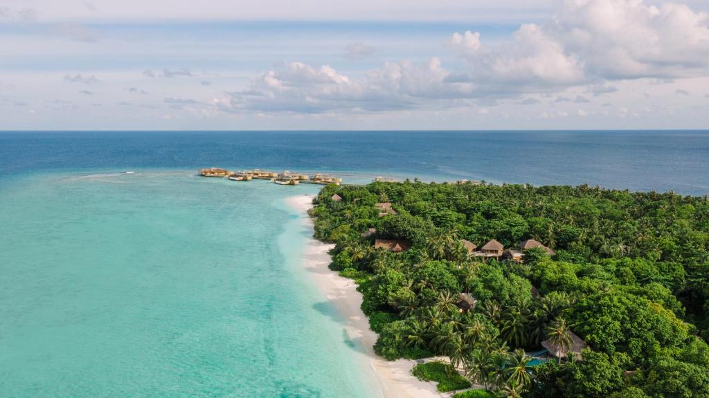 Soneva Fushi - Water Bungalows from Above